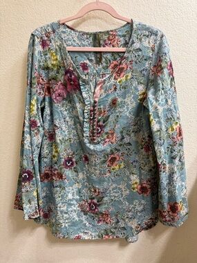 Aratta Silent JourneyTeal Floral Ruffle V-Neck Tunic with Button Placket